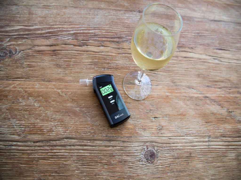 australian-police-breathalyzer.
